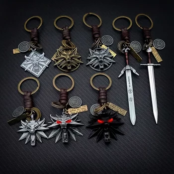 Wolf Keychain Geralt Sword Leather Key Chain Yennefer Cirilla Keyring Keychains for Men Anime Accessories Key Ring llaveros